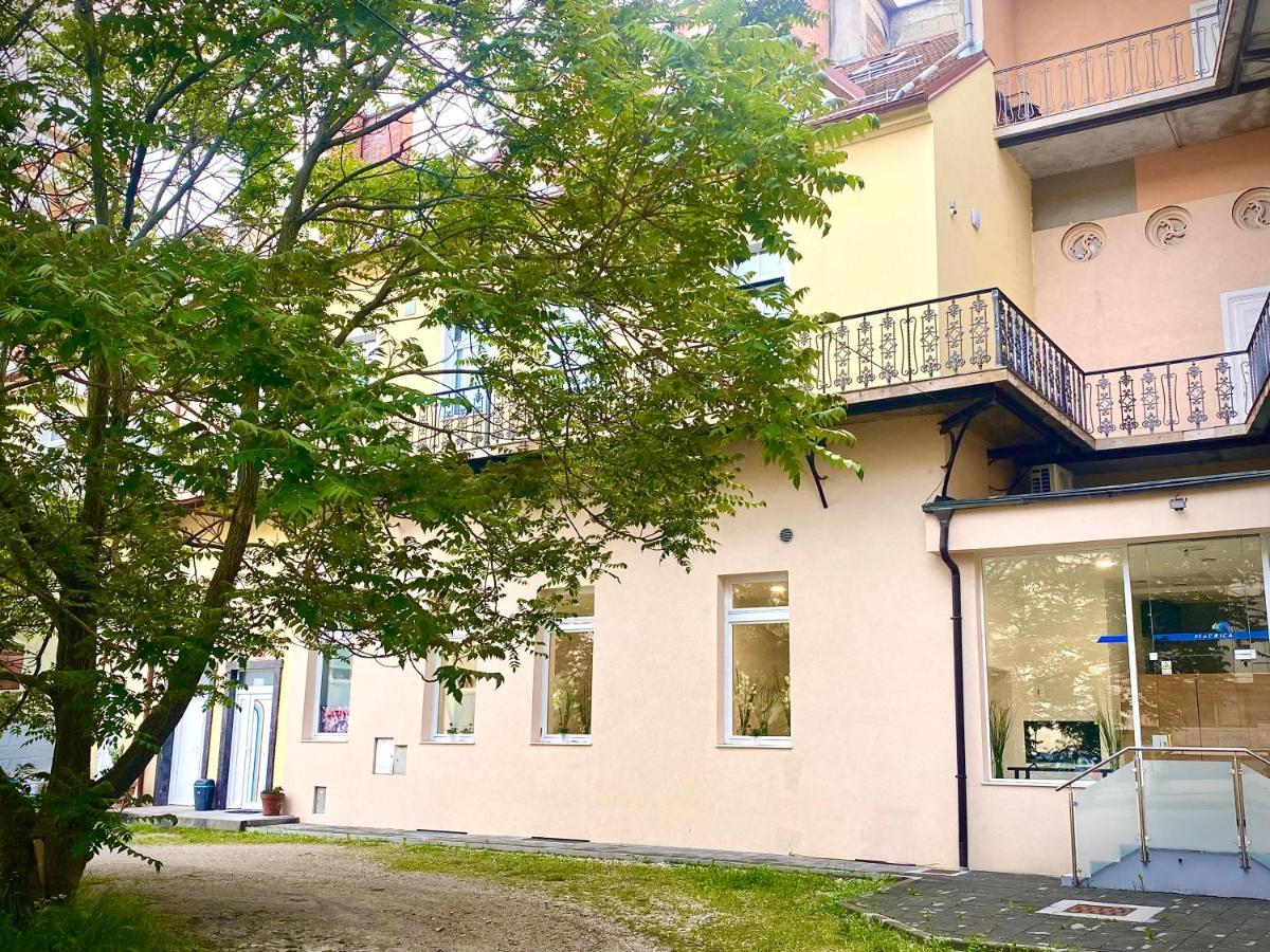 Rainbow House Rooms Maribor Kültér fotó