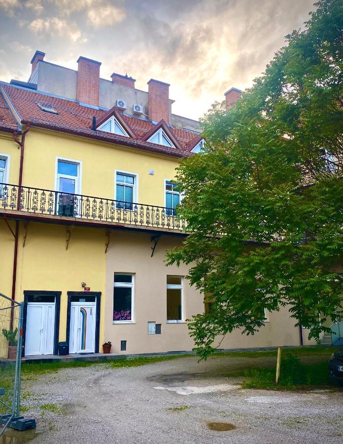 Rainbow House Rooms Maribor Kültér fotó